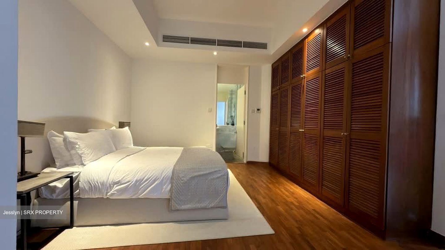 The Colonnade (D10), Condominium #556079101